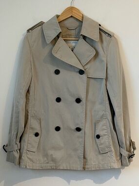 Banana Republic 100 % Cotton Women’s Classic Light Beige Short Trench Coat